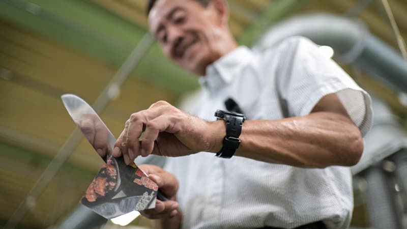 "on ne résout pas les problèmes par des moyens aussi simples": dans cette usine japonaise de couteaux, l'accord avec trump n'est pas vraiment un soulagement