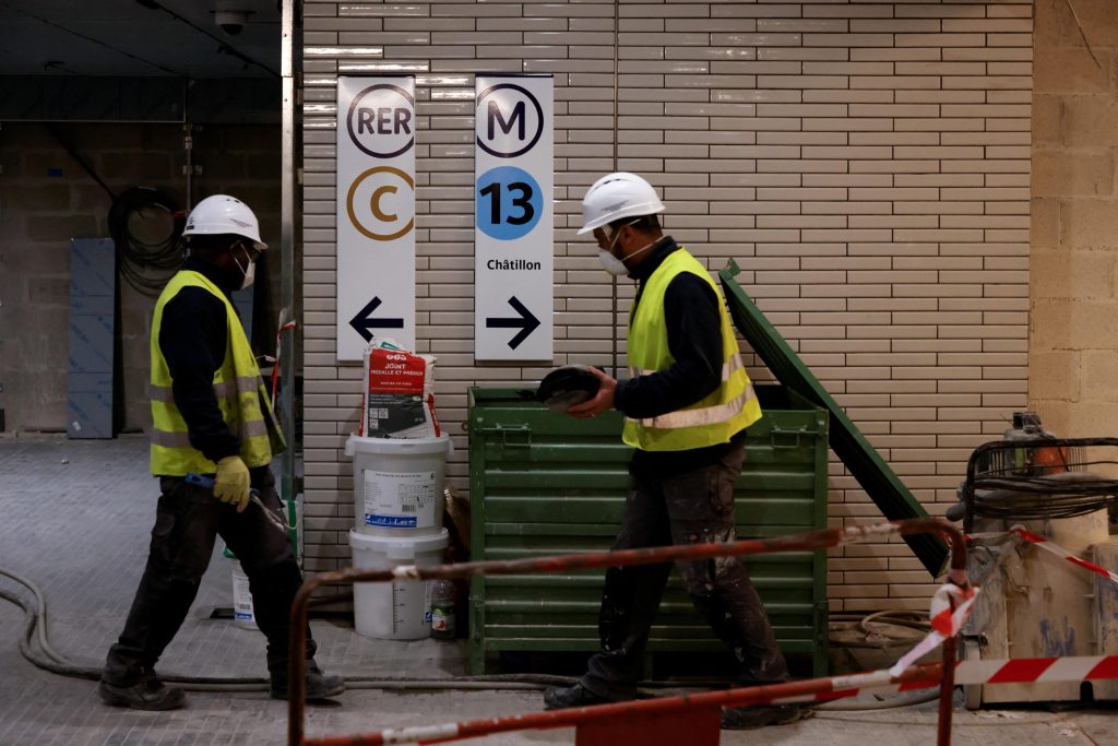 métro, rer, tram... quelles sont les lignes concernées par les grands travaux en août en Île de france ?