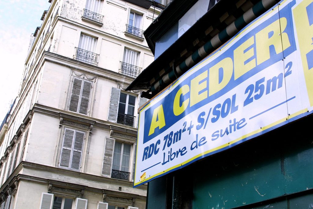 «cela fait plus d’un an que je cherche»: la laborieuse quête des petits commerces pour trouver un repreneur