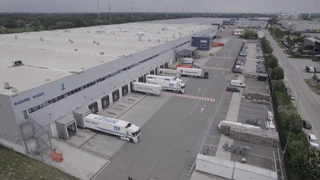 lfi demande la réquisition des contraceptifs promis à la destruction par les États unis