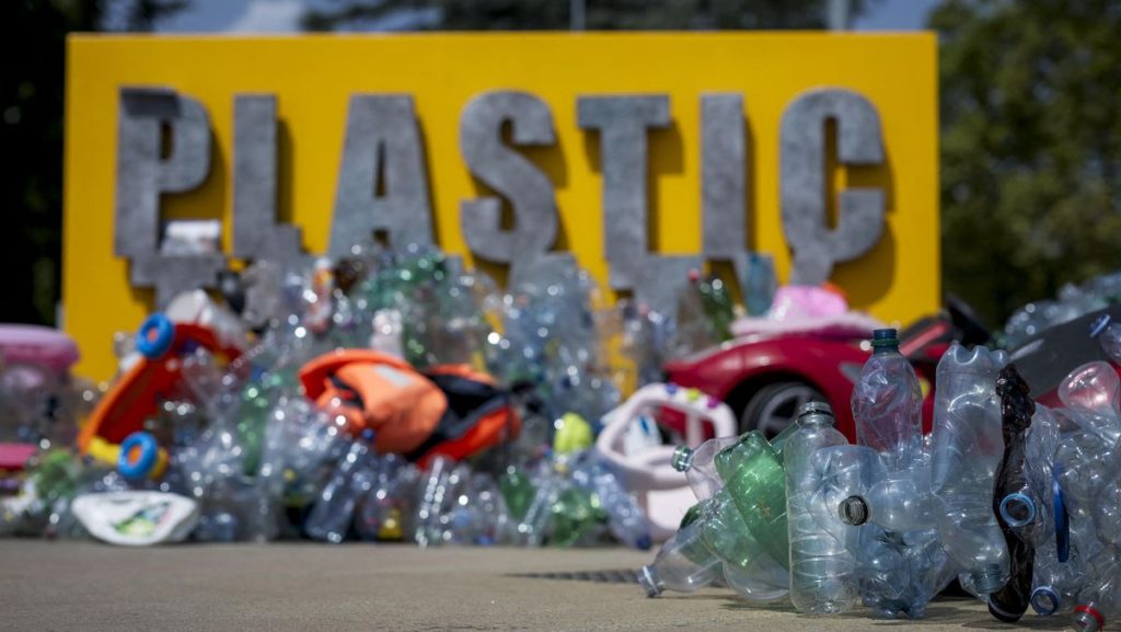 « pas de consensus » : échec des négociations pour forger un traité sur la pollution plastique