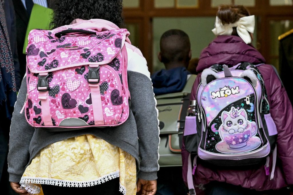 en europe, les filles moins fortes dans les filières scientifiques ? ce que révèle une étude