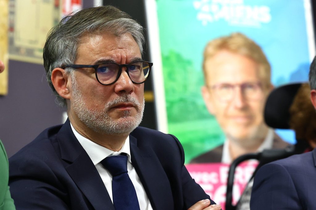 "le ps s’est tiré une balle dans le pied pour 2027" : l’analyse au vitriol de gérard grunberg