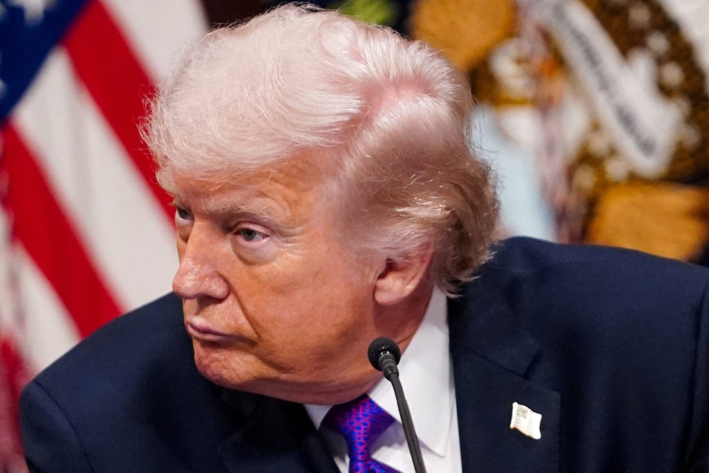 "cuba vit ses derniers moments" : la nouvelle offensive de donald trump contre les cartels