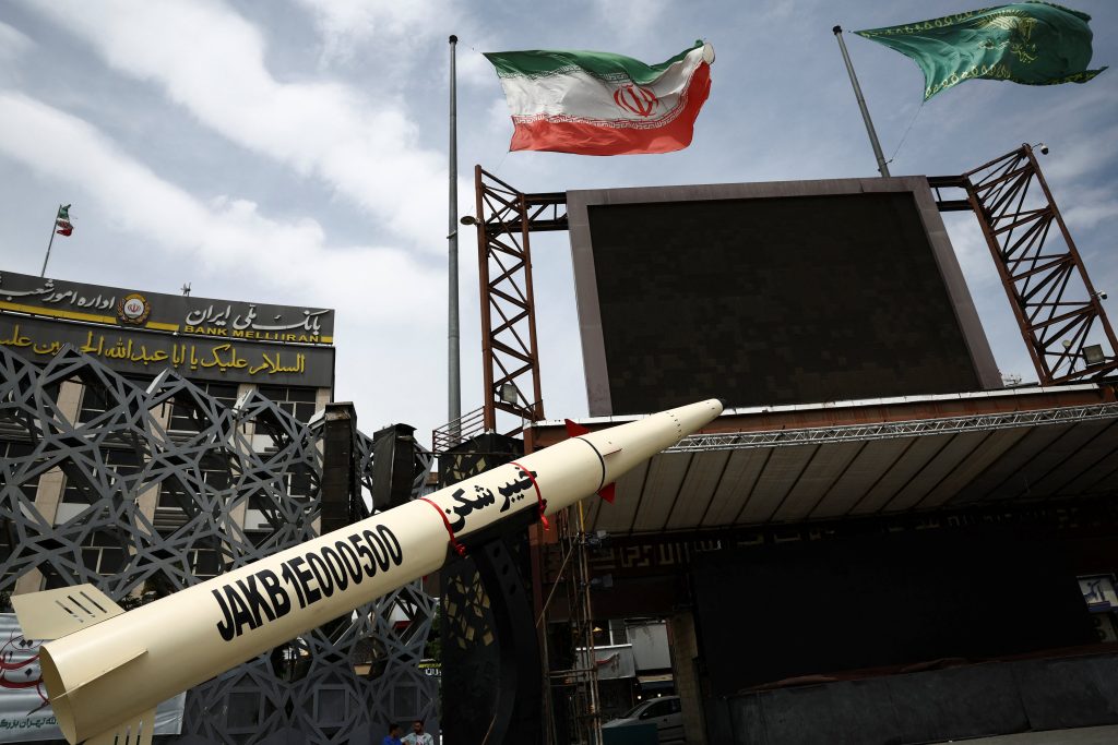 iran : la reconstruction militaire qui embarrasse le pentagone