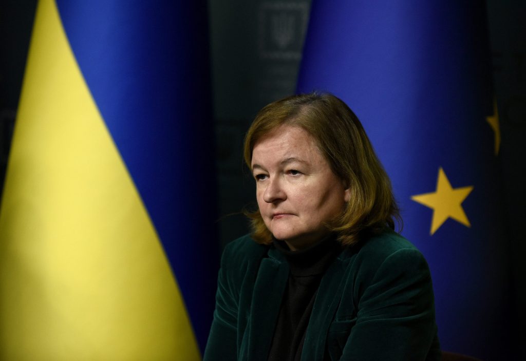 "au lieu d'attendre que la guerre nous rassemble, unissons nous pour la prévenir" : l’appel de 25 eurodéputés