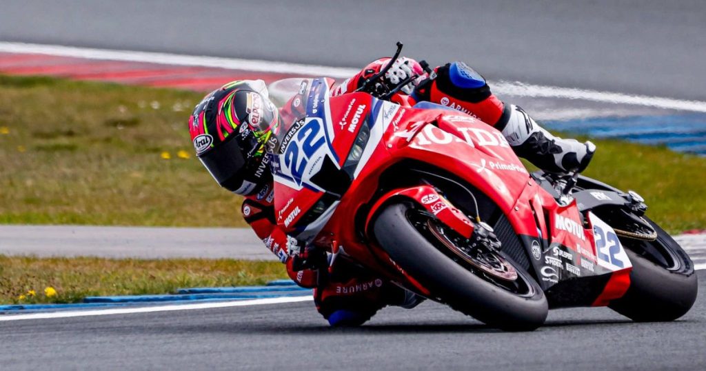 « peu de pilotes vivent de ce sport » : derrière les salaires fous du motogp, ces pros qui galèrent à gagner leur vie sur les circuits