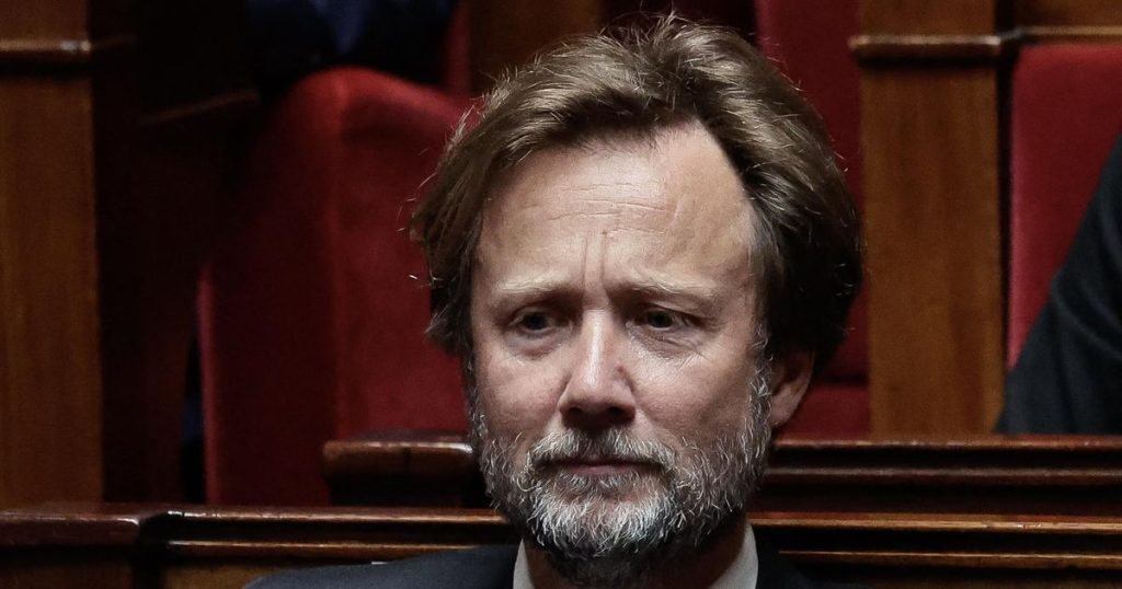 boris vallaud quitte la direction du ps