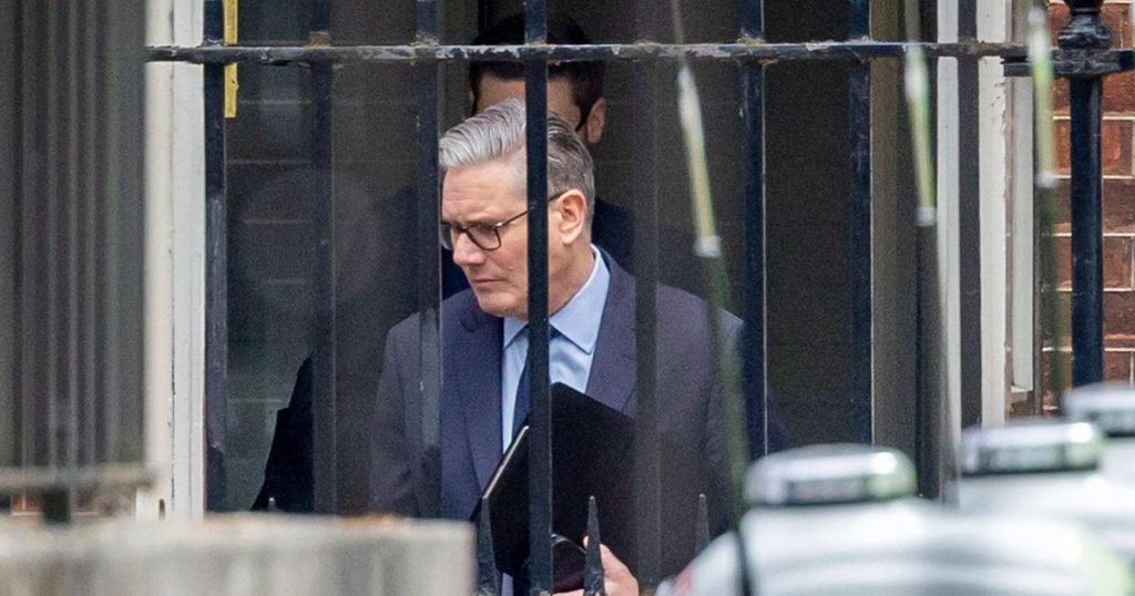 appels à la démission, menaces, petites manœuvres… la folle semaine de la politique britannique qui a peut être scellé le destin de keir starmer